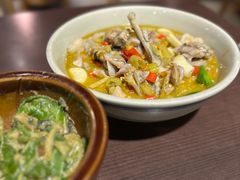 野山椒煨牛蛙-潇湘阁(昆泰国际大厦店)