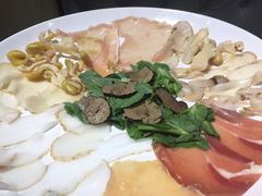 -桥香园正宗过桥米线(机场五店)