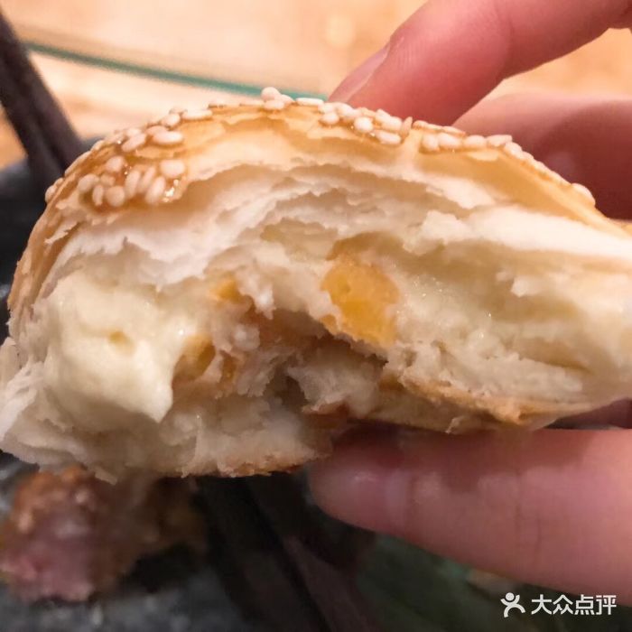 琵琶蛮·铜雀春深(虹桥天地店)奶酪枇杷酥图片