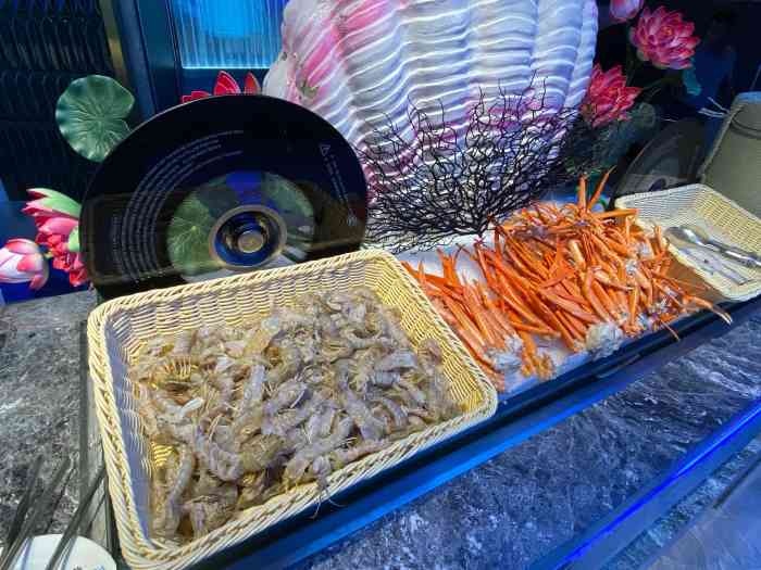 艾慕丝花园海鲜自助餐厅(西溪印象城店)-"这家自助餐既可以烧烤又可以