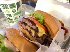 Shack Burger 招牌牛肉堡-Shake Shack(南山万象天地店)