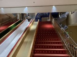 -奈尔宝·儿童乐园·亲子餐厅(前滩店)