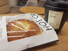 -HOT CRUSH趁热集合·现烤面包(环球港店)
