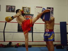 -拳霸泰拳MMA综合格斗搏击馆(浦东馆)