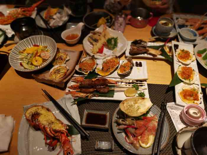 虹料理(维景店)-"开在家门口的自助,老妈生日来探个店～生.