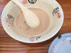 -禾诗夜市大饼油条(松江店)