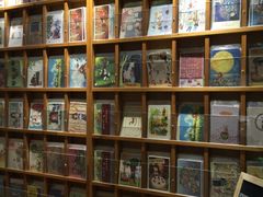 -猫的天空之城概念书店(杭州南宋御街店)