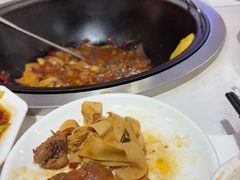 -鲁员外地锅鸡地锅鱼(古墩路店)