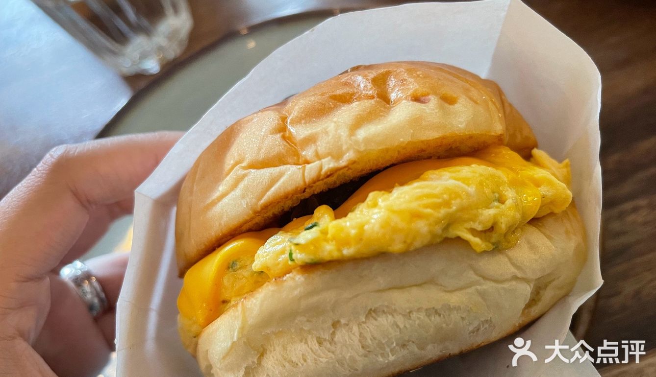 喂，睡醒了吗？睡醒了就来上海RAC吃brunch吃吧