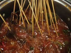 -马路边边串串香形象店(磐石路店)