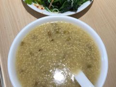 -闫家驴肉老店(华电一校店)