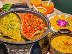 -阿瓦山寨·湘菜现炒·剁椒鱼头王(咸阳总店)