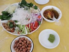 -官塘陈记鱼生·潮汕砂锅粥·牛肉火锅(潮枫路总店)