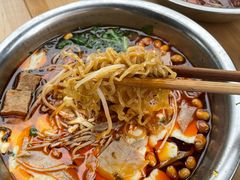 -老五鸡丝豆花面粉(瑞金北路68号院店)