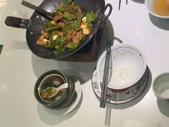 -费大厨辣椒炒肉(高铁吾悦广场店)