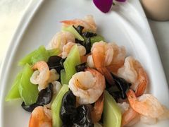 碧绿炒虾球-云中小雅