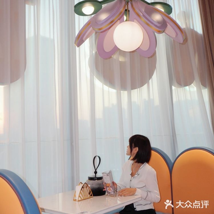 秒回童年,meland club带你体验童真乐趣~