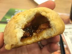 酥皮焗叉烧包-添好运点心专门店(中环IFC店)