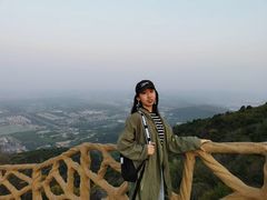 -鬼笑石后山停车场