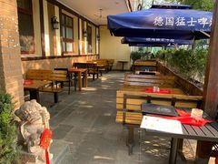 露天位-申德勒加油站餐厅(三里屯北小街店)