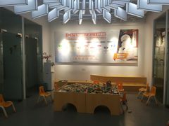 -斯坦星球AI编程·机器人科创·科学实验·信奥·思维·STEM·乐高·竞赛考级(长宁虹桥大融城荟聚中心)