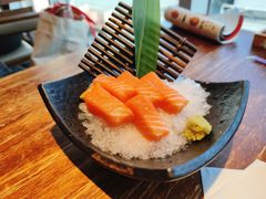 三文鱼厚切-白石の深夜食堂(泰华店)
