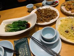 -嘉厨小馆(宜山路店)