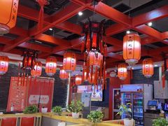 -鲁员外地锅鸡地锅鱼(龙湖江东天街店)