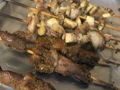 -老红桥炸灌肠牛肚锅烧烤(定福庄店)