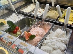 -Gelateria Dondoli