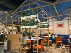 -渝信川菜 · 川味家常菜(财富购物中心店)