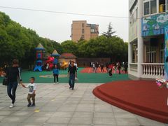 -上海贝贝佳幼儿园