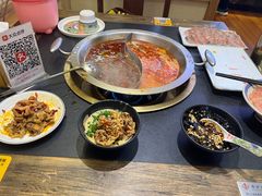 -沸炉重庆老火锅(军事博物馆店)