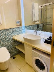 -海豚湾高端月子会所(黄浦店)