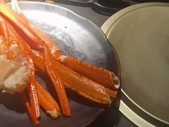 -铭牛烧肉·和牛海鲜自助(高新月牙湖店)