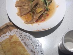 -小鱼小牛·鱼牛干锅·脆鱼火锅(世欧广场店)