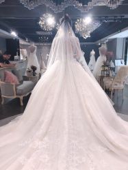 -艾米丽婚纱礼服