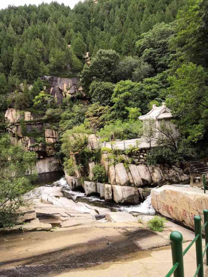 石峡公园-"秋天很漂亮,可以看93哦……成群的鸳鸯戏.