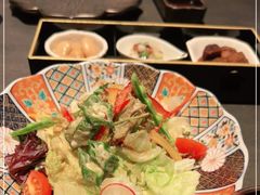 -铭牛烧肉·和牛海鲜自助(高新月牙湖店)