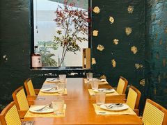 -Mark&Mars Restaurant