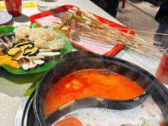 -钢管厂五区小郡肝串串香火锅(梅川路店)