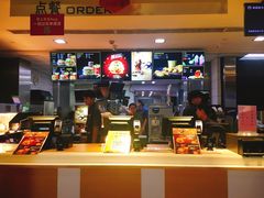 -麦当劳(海岸城店)