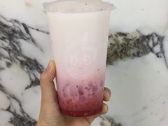 草莓酸奶-CoCo都可(中华广场店)