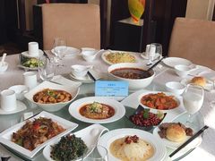 -西安绿地假日酒店·丽宝轩中餐厅