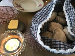 前餐面包-Bjargar-stein