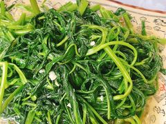 清炒时蔬-范饭椰林川湘味海鲜·椰子鸡(三亚湾椰梦长廊店)