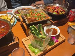 -六福烧烤酒馆(秦隆步行街店)