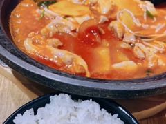 -极有家小鱼小鸡石锅煲(佳兆业店)