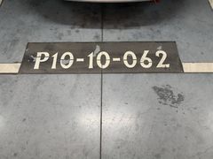 -虹桥火车站-停车场