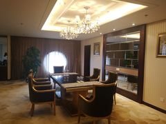 -中家鑫园温泉酒店鑫悦汤泉